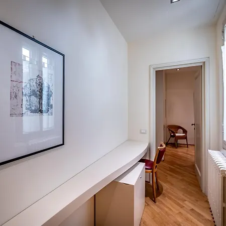 Apartment Yd Servi *