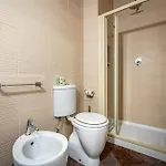 Yd Servi Apartment